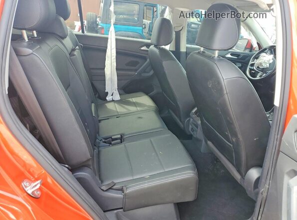 3VV3B7AX6JM208539 2018 VOLKSWAGEN TIGUAN Orange უკანა სალონის ხედი