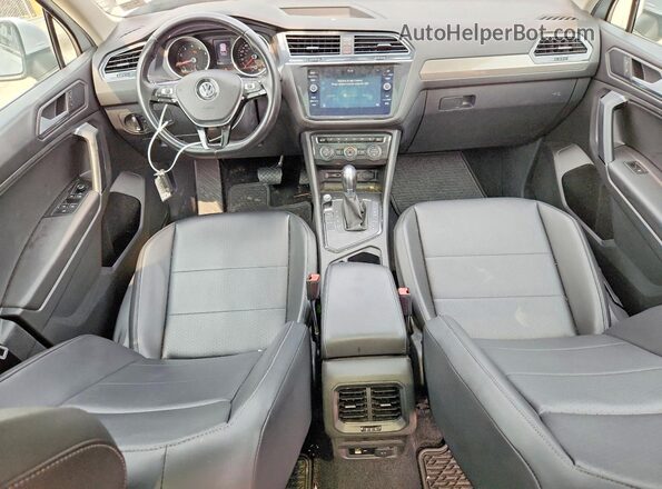 3VV3B7AX6KM041455 2019 VOLKSWAGEN TIGUAN White წინა პანელის ხედი