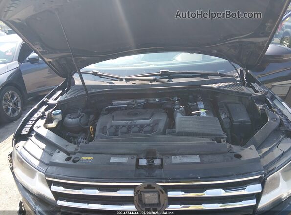 3VV3B7AX6KM136923 2019 VOLKSWAGEN TIGUAN Black Widok z tyłu