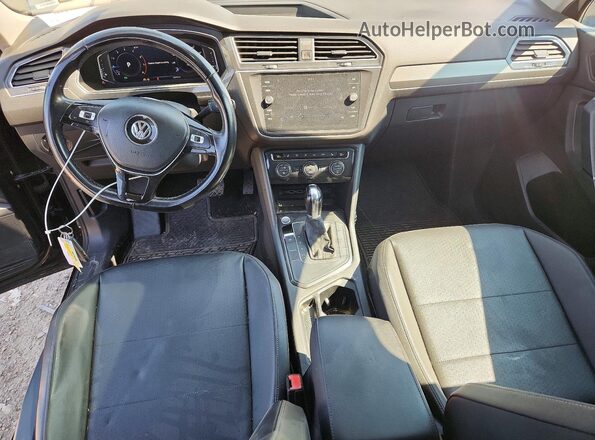 3VV3B7AX6KM142186 2019 VOLKSWAGEN TIGUAN Black Dashboard view