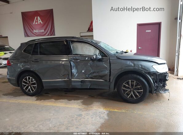 3VV3B7AX6LM059035 2020 VOLKSWAGEN TIGUAN Серебряный Вид задней части салона