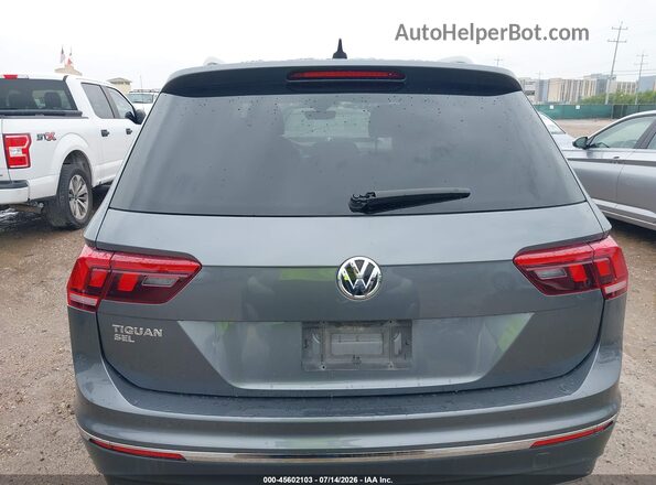 3VV3B7AX6LM163265 2020 VOLKSWAGEN TIGUAN Gray 