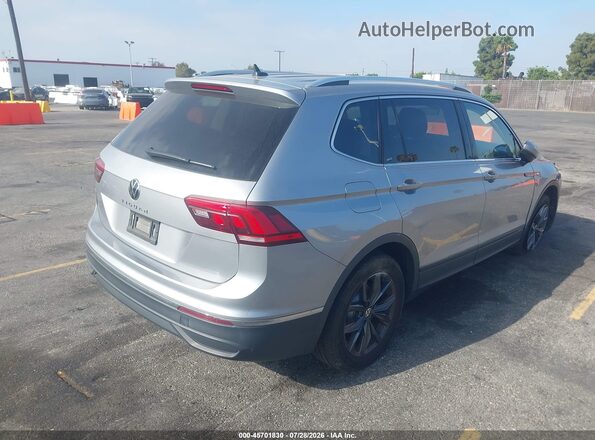 3VV3B7AX6PM114184 2023 VOLKSWAGEN TIGUAN Silver Trasero derecho