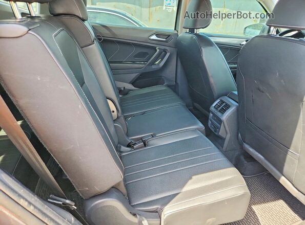 3VV3B7AX6PM117148 2021 VOLKSWAGEN TIGUAN Серый Вид задней части салона