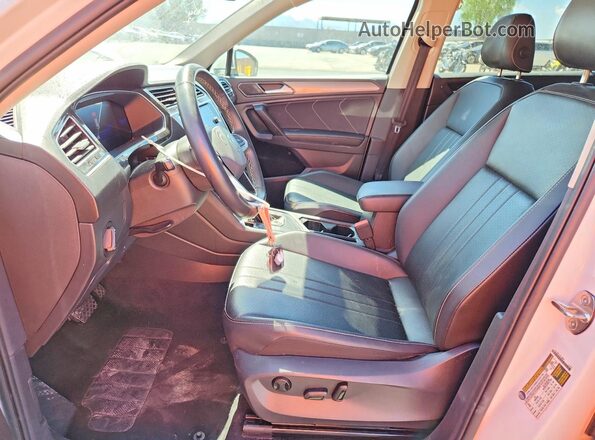 3VV3B7AX6RM044043 2024 VOLKSWAGEN TIGUAN White Vista interior delantera
