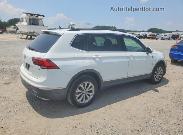 3VV3B7AX7JM073958 2018 VOLKSWAGEN TIGUAN White Trasero derecho