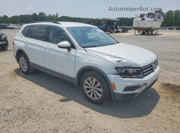 3VV3B7AX7JM073958 2018 VOLKSWAGEN TIGUAN White Delantero derecho