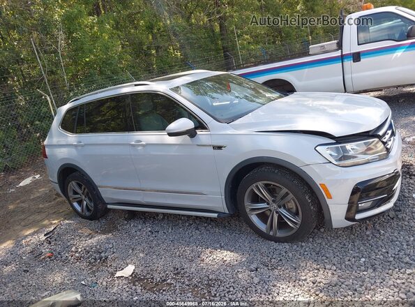 3VV3B7AX7KM061441 2019 VOLKSWAGEN TIGUAN White უკანა სალონის ხედი
