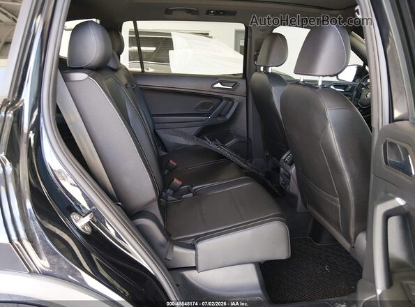 3VV3B7AX7LM065118 2020 VOLKSWAGEN TIGUAN Black Вид наклейки з VIN-кодом