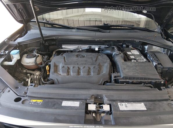 3VV3B7AX7LM065118 2020 VOLKSWAGEN TIGUAN Black Вид ззаду
