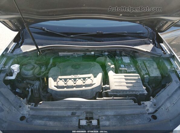 3VV3B7AX7LM129612 2020 VOLKSWAGEN TIGUAN Gray უკანა ხედი