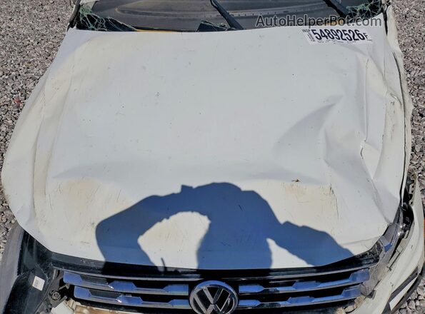 3VV3B7AX7MM057313 2021 VOLKSWAGEN TIGUAN White Vista interior trasera