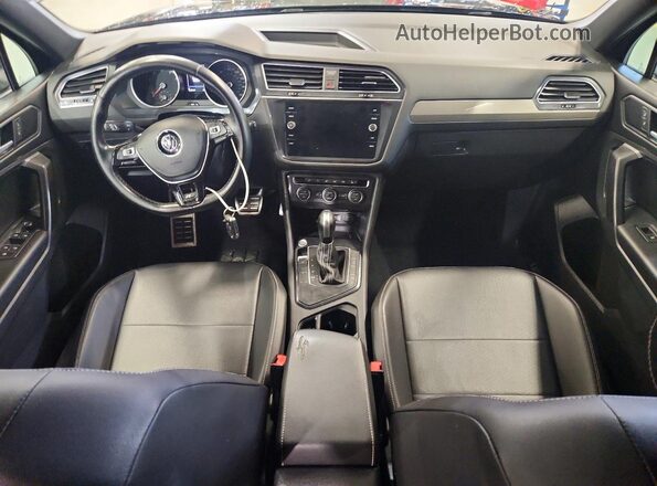 3VV3B7AX7MM086231 2021 VOLKSWAGEN TIGUAN Black Вид панелі приладів
