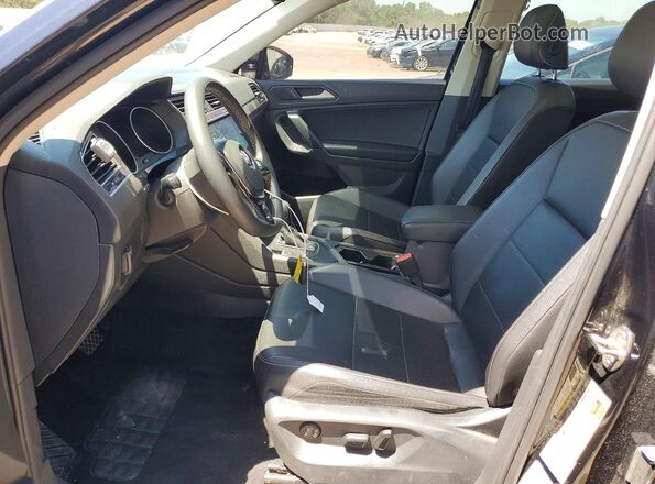 3VV3B7AX7MM099402 2021 VOLKSWAGEN TIGUAN Черный Вид салона спереди