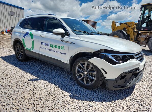 3VV3B7AX7PM041424 2023 VOLKSWAGEN TIGUAN White Widok wnętrza 360 stopni