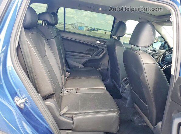 3VV3B7AX8KM052747 2019 VOLKSWAGEN TIGUAN Blue Вид задньої частини салону