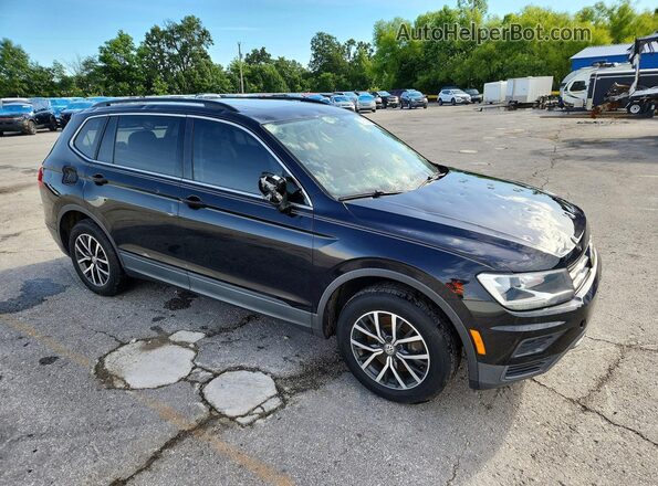 3VV3B7AX8KM102644 2019 VOLKSWAGEN TIGUAN Black Przód prawy