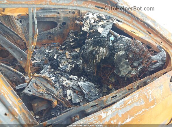 3VV3B7AX8KM153061 2019 VOLKSWAGEN TIGUAN Белый Вид салона спереди