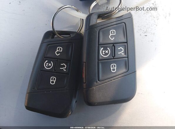 3VV3B7AX8LM003579 2020 VOLKSWAGEN TIGUAN White Widok deski rozdzielczej