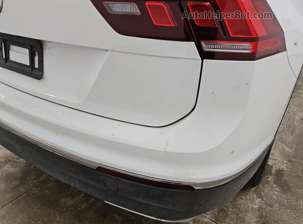 3VV3B7AX8LM182576 2020 VOLKSWAGEN TIGUAN White 