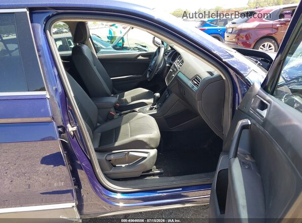 3VV3B7AX8MM127577 2021 VOLKSWAGEN TIGUAN Blue Вид салону спереду