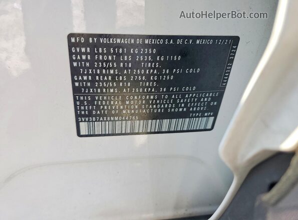 3VV3B7AX8NM044765 2022 VOLKSWAGEN TIGUAN White Widok naklejki z numerem VIN