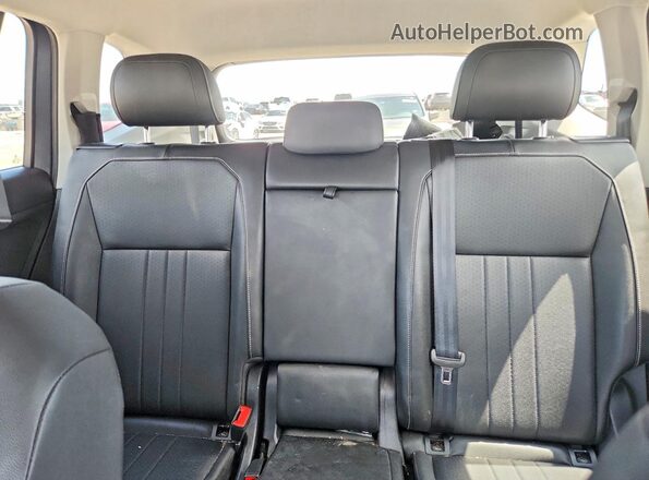 3VV3B7AX8PM029847 2023 VOLKSWAGEN TIGUAN Gray უკანა სავარძლების ხედი