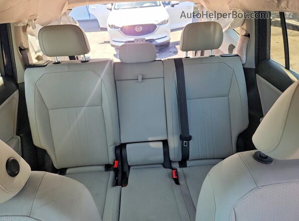 3VV3B7AX8PM045675 2023 VOLKSWAGEN TIGUAN Синий Вид задних сидений