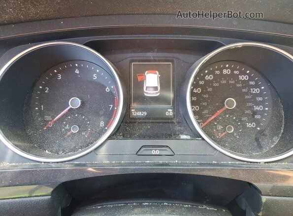 3VV3B7AX9JM162981 2018 VOLKSWAGEN TIGUAN Orange Widok zestawu wskaźników