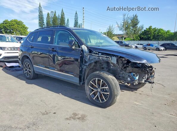 3VV3B7AX9JM207241 2018 VOLKSWAGEN TIGUAN Black Przód prawy