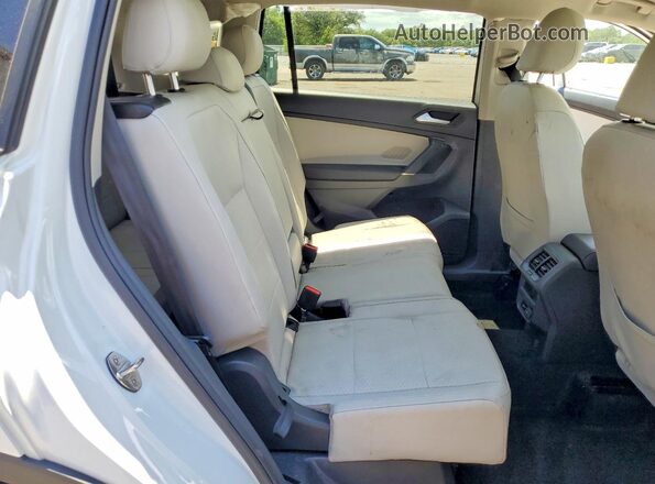 3VV3B7AX9LM018334 2020 VOLKSWAGEN TIGUAN White უკანა სალონის ხედი