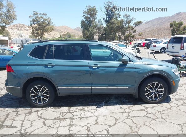 3VV3B7AX9LM052855 2020 VOLKSWAGEN TIGUAN Зеленый Вид задней части салона