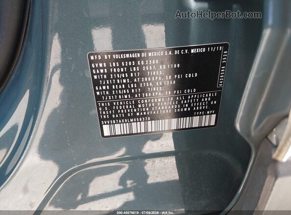 3VV3B7AX9LM058378 2020 VOLKSWAGEN TIGUAN Blue Engine compartment view
