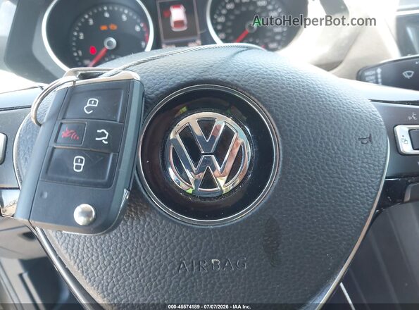 3VV3B7AX9MM058446 2021 VOLKSWAGEN TIGUAN Gray წინა პანელის ხედი