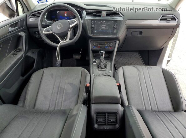 3VV3B7AX9NM059257 2022 VOLKSWAGEN TIGUAN White Widok deski rozdzielczej