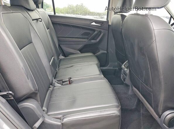 3VV3B7AX9RM098159 2024 VOLKSWAGEN TIGUAN Silver Սալոնի հետևի տեսք