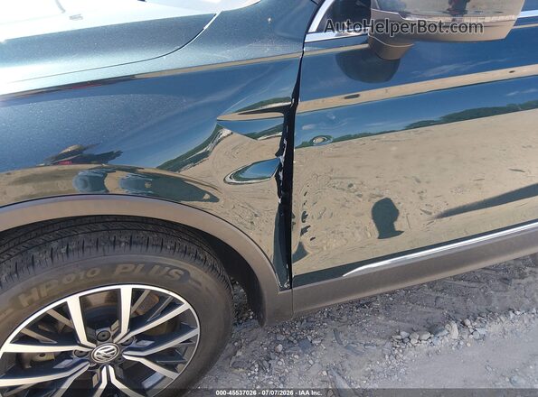 3VV3B7AXXJM207295 2018 VOLKSWAGEN TIGUAN Green წინა ხედი