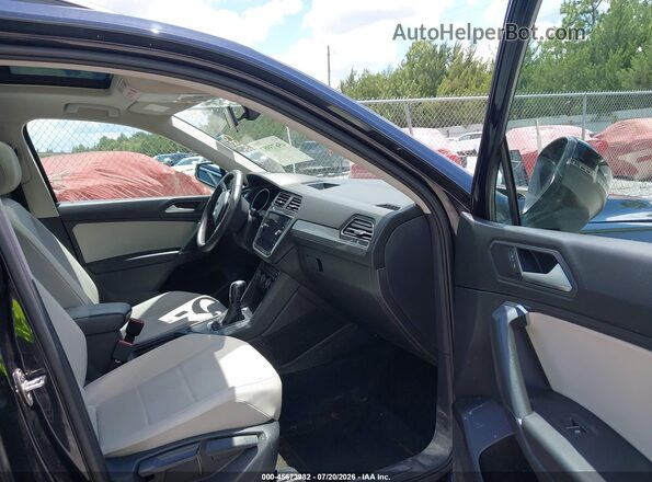 3VV3B7AXXLM152804 2020 VOLKSWAGEN TIGUAN Black Սալոնի դիմացի տեսք