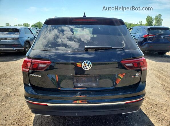 3VV4B7AX0JM185604 2018 VOLKSWAGEN TIGUAN Черный Вид сзади