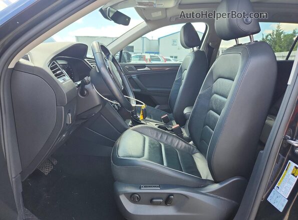 3VV4B7AX1KM032229 2019 VOLKSWAGEN TIGUAN Black Вид салону спереду