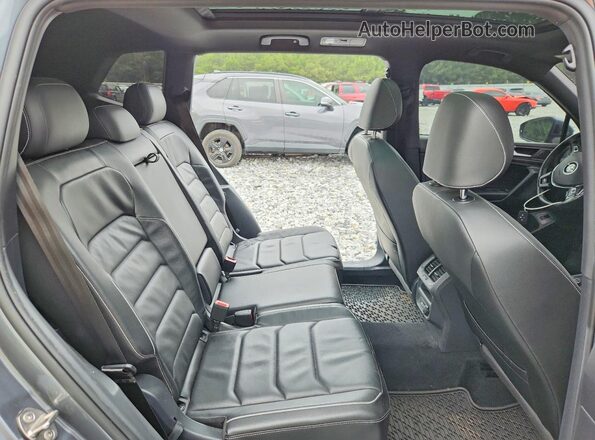 3VV4B7AX1MM109538 2021 VOLKSWAGEN TIGUAN Gray Widok tylnych siedzeń