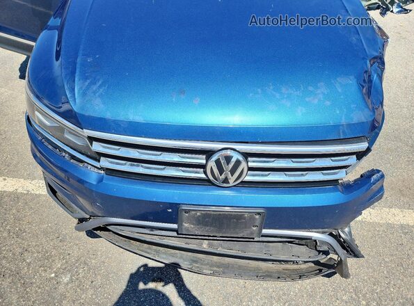 3VV4B7AX2JM174782 2018 VOLKSWAGEN TIGUAN Blue Widok komory silnika