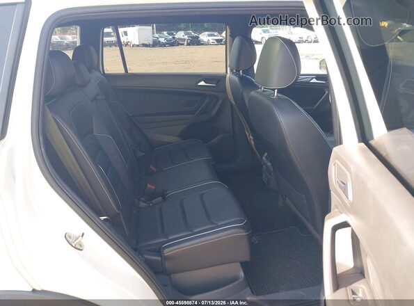 3VV4B7AX2MM157890 2021 VOLKSWAGEN TIGUAN White VIN კოდის სტიკერის ხედი