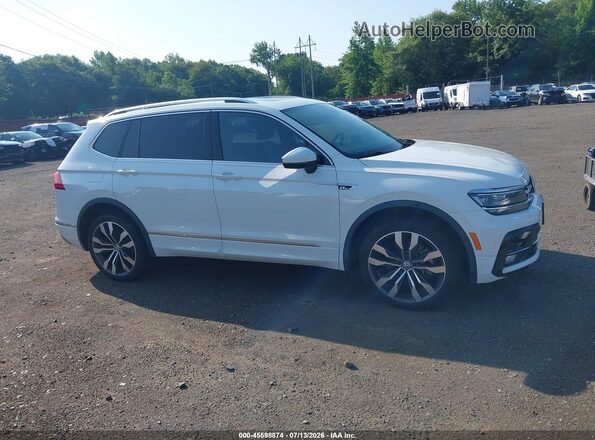 3VV4B7AX2MM157890 2021 VOLKSWAGEN TIGUAN White უკანა სალონის ხედი