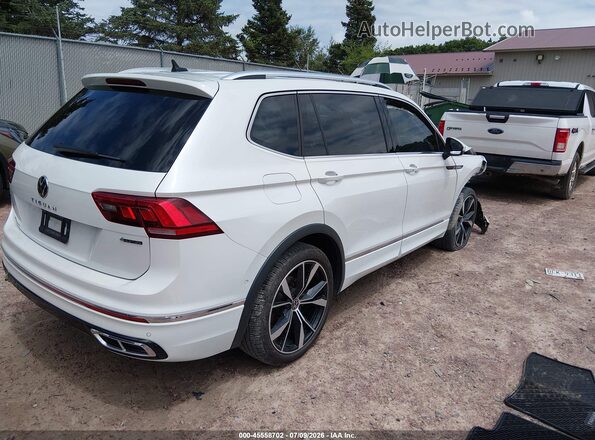 3VV4B7AX2NM102471 2022 VOLKSWAGEN TIGUAN White Trasero derecho
