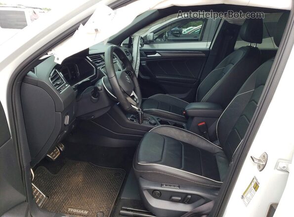 3VV4B7AX3NM164378 2022 VOLKSWAGEN TIGUAN White Вид салону спереду