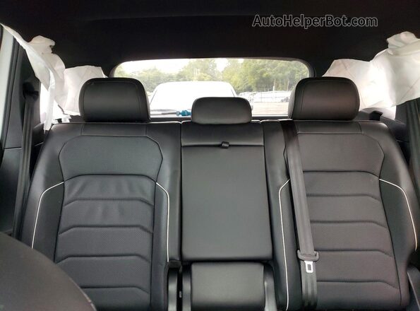 3VV4B7AX3NM164378 2022 VOLKSWAGEN TIGUAN White Вид задніх сидінь