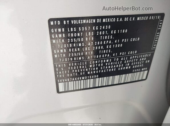 3VV4B7AX4KM015490 2019 VOLKSWAGEN TIGUAN White Engine compartment view