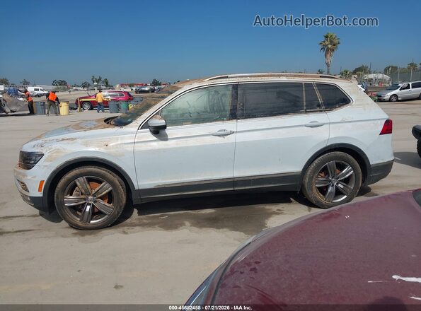 3VV4B7AX4KM015490 2019 VOLKSWAGEN TIGUAN White 360 interior view