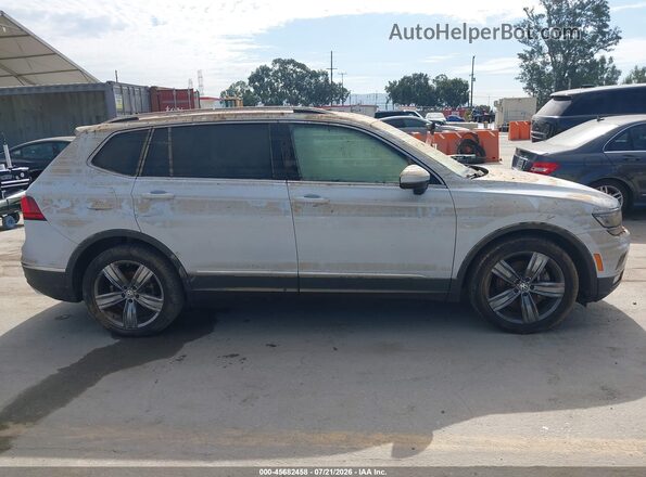 3VV4B7AX4KM015490 2019 VOLKSWAGEN TIGUAN White Rear interior view
